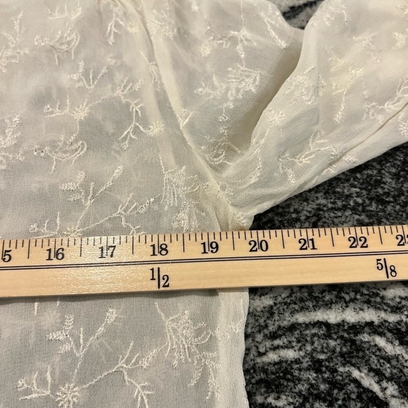 LUCKY BRAND NWOT ivory chiffon blouse with small botanical embroidery - Picture 7 of 14